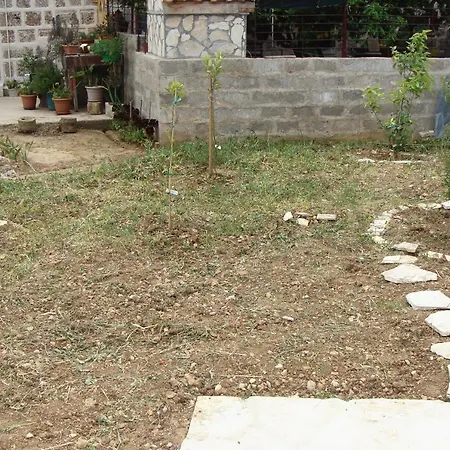 Apartment With A Parking Space Komiza, Vis - 9247