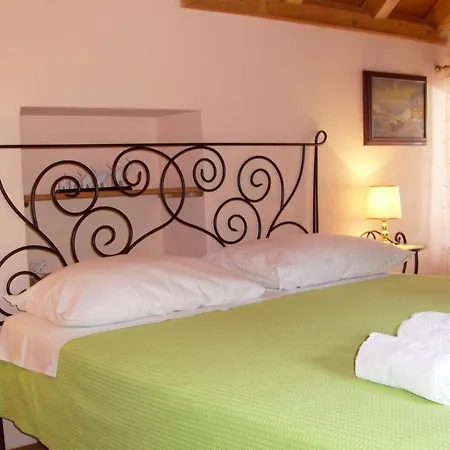 Apartamento With A Parking Space Komiza, Vis - 9247 Komiža